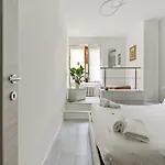 Апартаменты Bwr - Near Mico, Alberti Милан