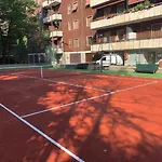 Bwr - Near Mico, Alberti Милан