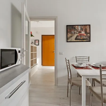 Bwr - Near Mico, Alberti Apartamento *